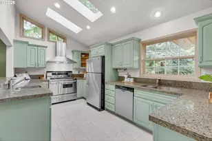 9255 SW Boones Ferry Rd, Portland, OR 97219 - Photo 15