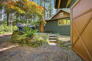 23060 E Wallace Ave, Welches, OR 97067 - Photo 29