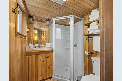 23060 E Wallace Ave, Welches, OR 97067 - Photo 17