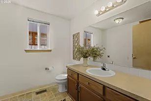 8733 N Dana Ave, Portland, OR 97203 - Photo 21