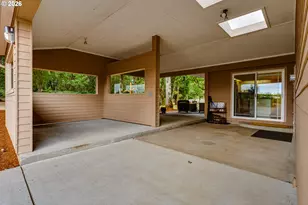 26718 Cantrell Rd, Eugene, OR 97402 - Photo 27