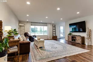 26718 Cantrell Rd, Eugene, OR 97402 - Photo 5