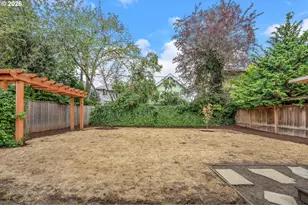4115 SE Yamhill St, Portland, OR 97214 - Photo 37