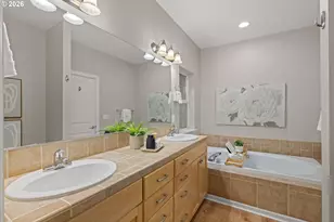 8045 SE 138th Dr, Portland, OR 97236 - Photo 29