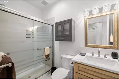 17051 SE Manley St, Portland, OR 97236 - Photo 35