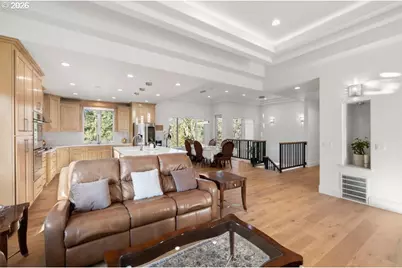 17051 SE Manley St, Portland, OR 97236 - Photo 15