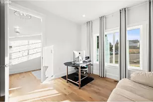 17051 SE Manley St, Portland, OR 97236 - Photo 5