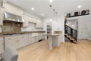 17051 SE Manley St, Portland, OR 97236 - Photo 29