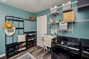 2330 NE 121st Ave, Portland, OR 97220 - Photo 33