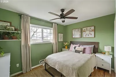 2330 NE 121st Ave, Portland, OR 97220 - Photo 19