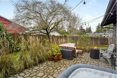 2330 NE 121st Ave, Portland, OR 97220 - Photo 39