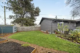 2330 NE 121st Ave, Portland, OR 97220 - Photo 41