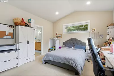 540 NW 28th St, Redmond, OR 97756 - Photo 11