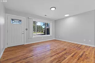 8930 SE Crystal Springs Blvd, Portland, OR 97266 - Photo 5