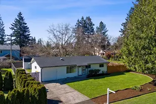 8930 SE Crystal Springs Blvd, Portland, OR 97266 - Photo 19