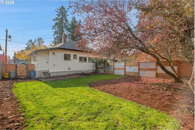 3743 SE Franklin St, Portland, OR 97202 - Photo 37