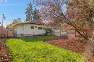 3743 SE Franklin St, Portland, OR 97202 - Photo 37