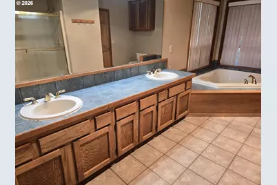 8377 SE Regner Rd, Gresham, OR 97080 - Photo 19