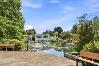 1800 Lakewood Ct #138, Eugene, OR 97402 - Photo 33
