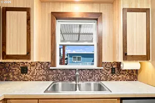 1800 Lakewood Ct, Eugene, OR 97402 - Photo 9