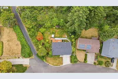 925 Oakway Dr, Coos Bay, OR 97420 - Photo 5