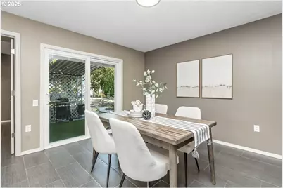 16175 SW Royalty Pkwy, King City, OR 97224 - Photo 9