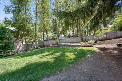 27 Marlboro Ln, Eugene, OR 97405 - Photo 43