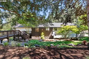 27 Marlboro Ln, Eugene, OR 97405 - Photo 3