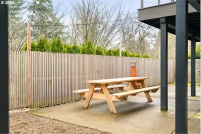 7323 SW 24th Ave, Portland, OR 97219 - Photo 39