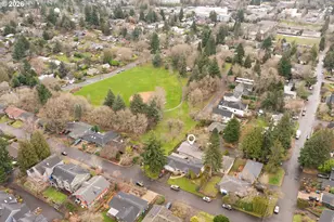 7323 SW 24th Ave, Portland, OR 97219 - Photo 7