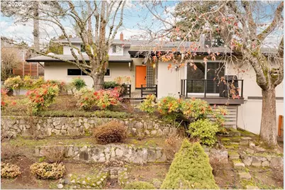 7323 SW 24th Ave, Portland, OR 97219 - Photo 1