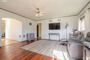 40352 Holley Heights Loop, Sweet Home, OR 97386 - Photo 23