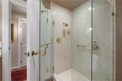 750 NW Westover Sq, Portland, OR 97210 - Photo 41