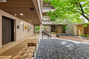 750 NW Westover Square, Portland, OR 97210 - Photo 39