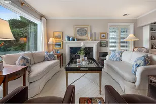 750 NW Westover Square, Portland, OR 97210 - Photo 9