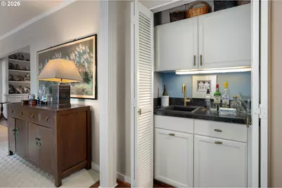 750 NW Westover Sq, Portland, OR 97210 - Photo 7