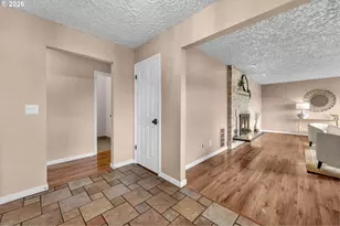 8121 NW Fruit Valley Rd, Vancouver, WA 98665 - Photo 7