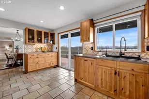 8121 NW Fruit Valley Rd, Vancouver, WA 98665 - Photo 17