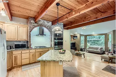 17171 SE 232nd Dr, Damascus, OR 97089 - Photo 9