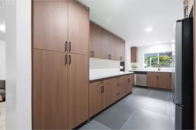 7185 SW Leslie St, Portland, OR 97223 - Photo 15