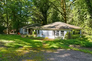 12645 S Terwilliger Blvd, Portland, OR 97219 - Photo 9