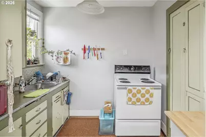 2204 NE 7th Ave, Portland, OR 97212 - Photo 21
