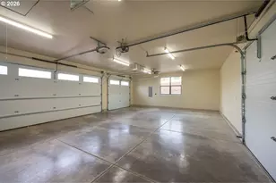 28356 Siesta Ln, Eugene, OR 97402 - Photo 37