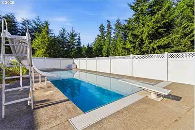 128 Flagstone Dr, Silver Lake, WA 98645 - Photo 37