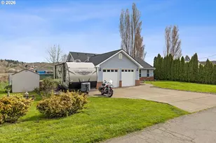 561 NW Evans St, Sheridan, OR 97378 - Photo 17