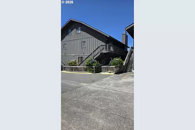 29134 Ellensburg Ave #17, Gold Beach, OR 97444 - Photo 1