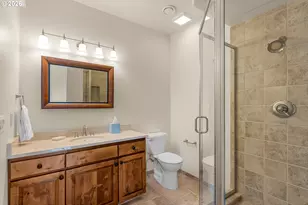 11859 S Riverwood Rd, Portland, OR 97219 - Photo 41