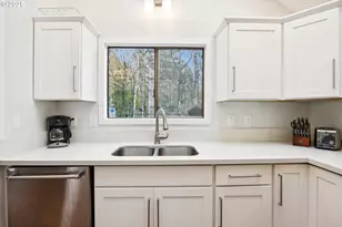 3 Mountain Cir, Lake Oswego, OR 97035 - Photo 21