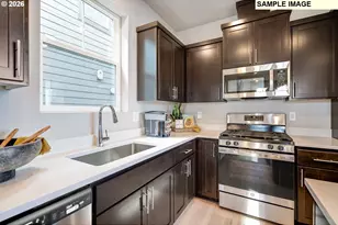 1001 Legacy St, Eugene, OR 97402 - Photo 5