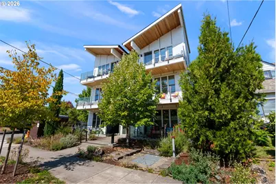325 N Emerson St #D, Portland, OR 97217 - Photo 1